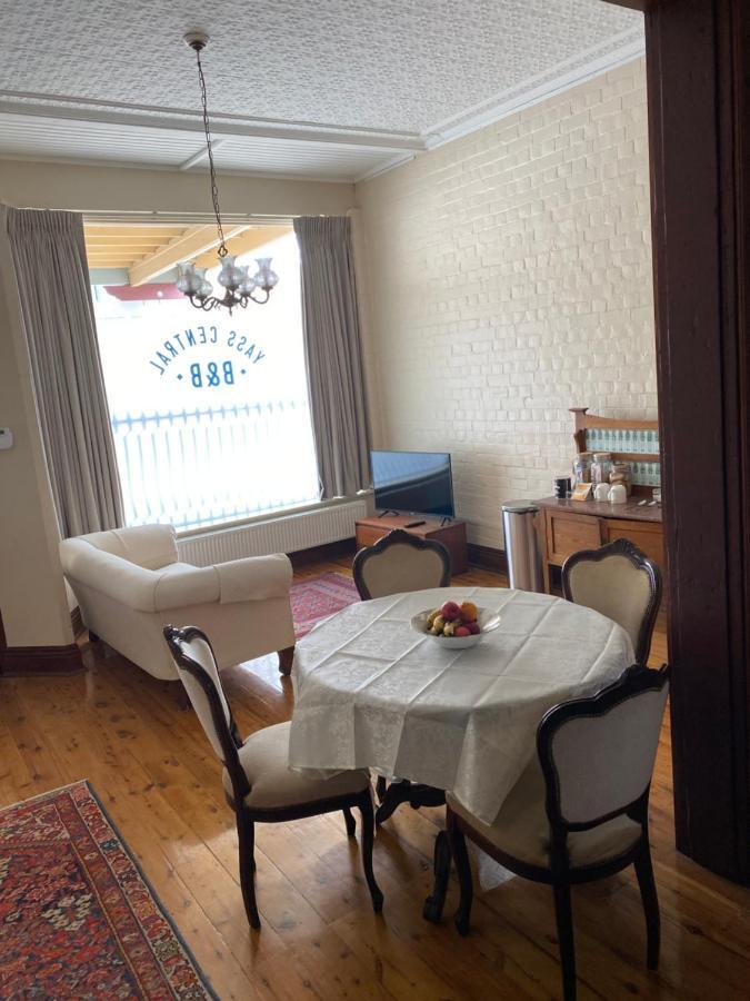 Yass Central Bed & Breakfast Eksteriør bilde